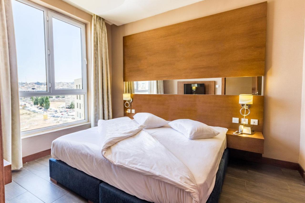 Seventh-Star Hotel Amman Exterior photo